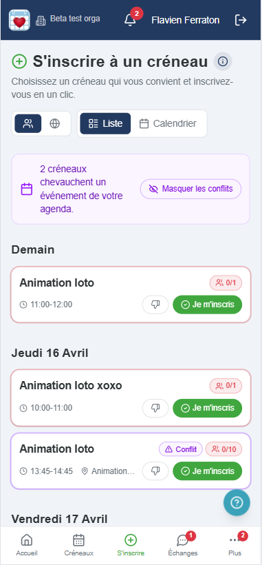 Vue mobile d'inscription aux créneaux BenevolOps avec détection de conflits Google Calendar : un bandeau indique 2 créneaux en conflit avec l'agenda personnel et un bouton Masquer les conflits permet de ne voir que les créneaux compatibles