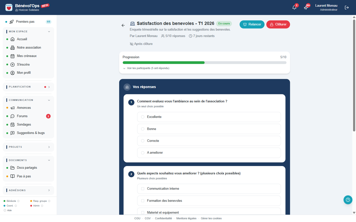 Sondage d'opinion dans BenevolOps avec questions, choix multiples et résultats en temps réel